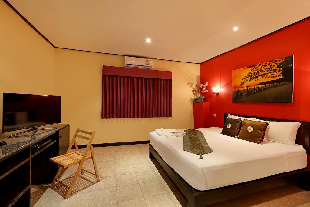 Angus O'Tool'S Guesthouse Karon Oda fotoğraf