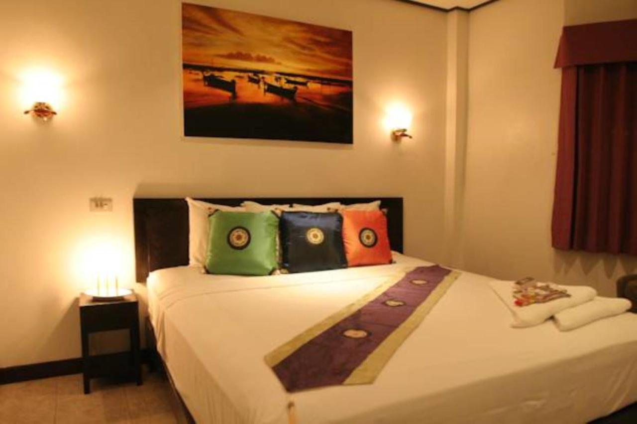 Angus O'Tool'S Guesthouse Karon Dış mekan fotoğraf